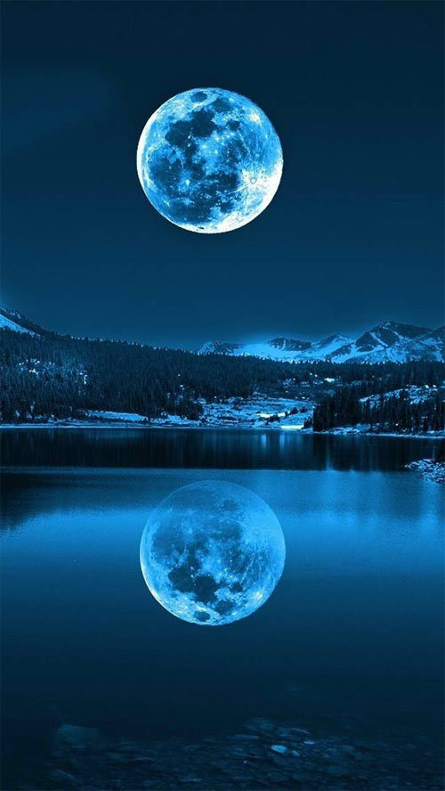 http://www.ilikewallpaper.net/iphone-5-wallpaper/Moon-in-Cold-Lakes/4917
