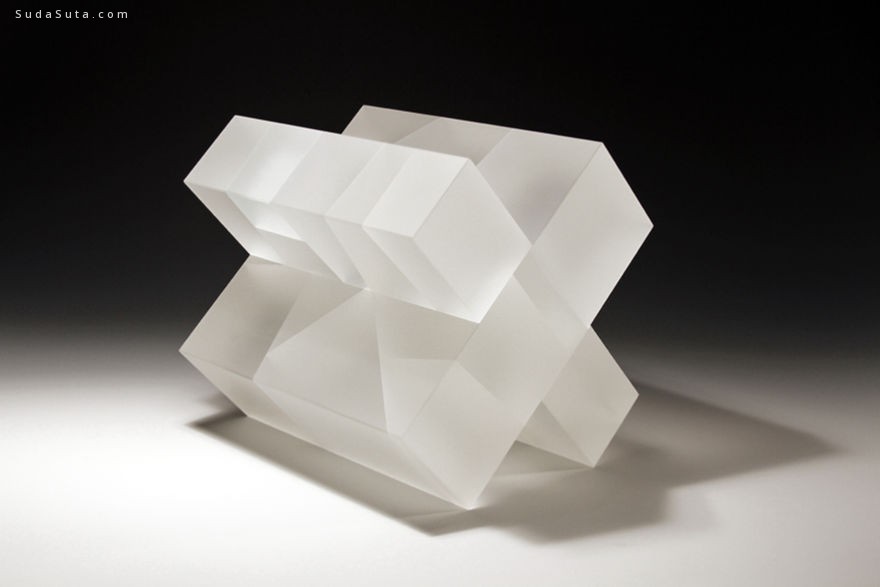 Jiyong Lee 温柔的玻璃雕塑设计欣赏