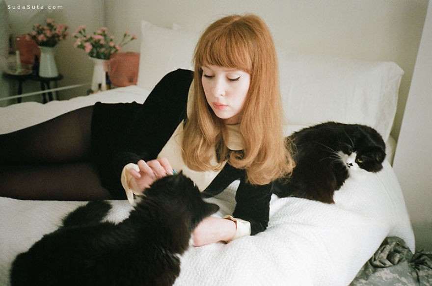 BriAnne Wills系列摄影《Girls and Their Cats》