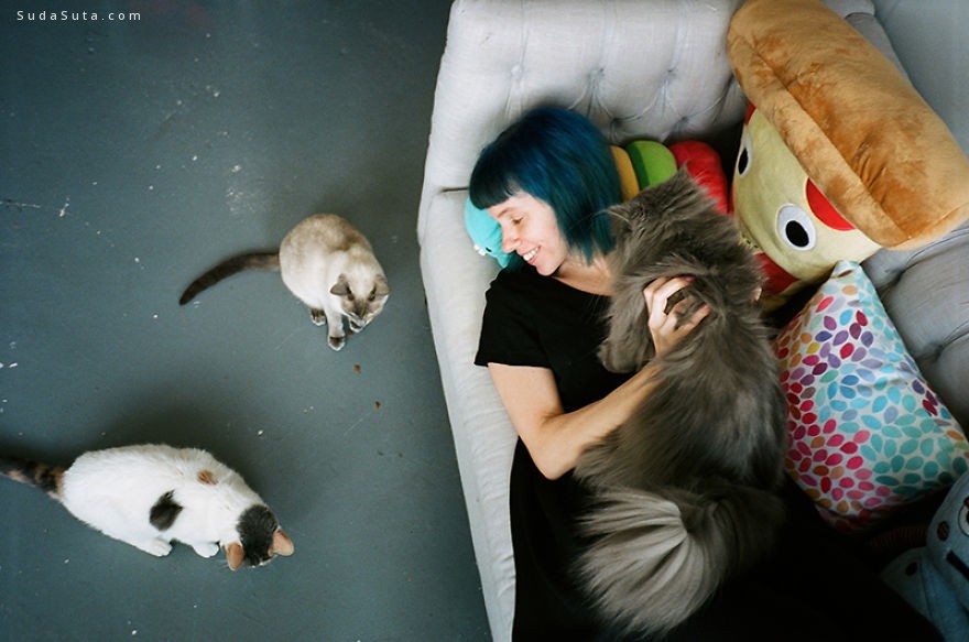 BriAnne Wills系列摄影《Girls and Their Cats》