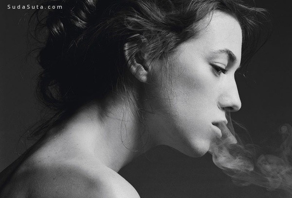 烟与女生 青春主题摄影欣赏