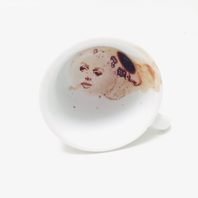 Giulia Bernardelli 优雅的咖啡渍艺术