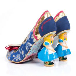 爱丽丝梦游仙境 主题鞋子设计欣赏
