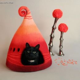 Yuliya Kosata 创作有魔法的猫屋