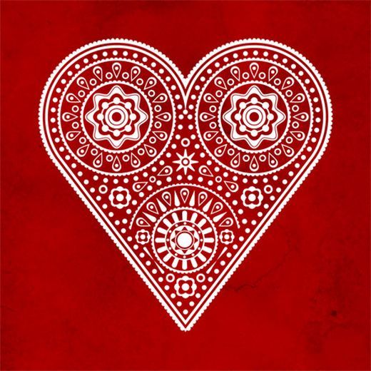 How To Create an Intricate Vector Heart Illustration<br /> http://www.blog.spoongraphics.co.uk/tutorials/how-to-create-an-intricate-vector-heart-illustration