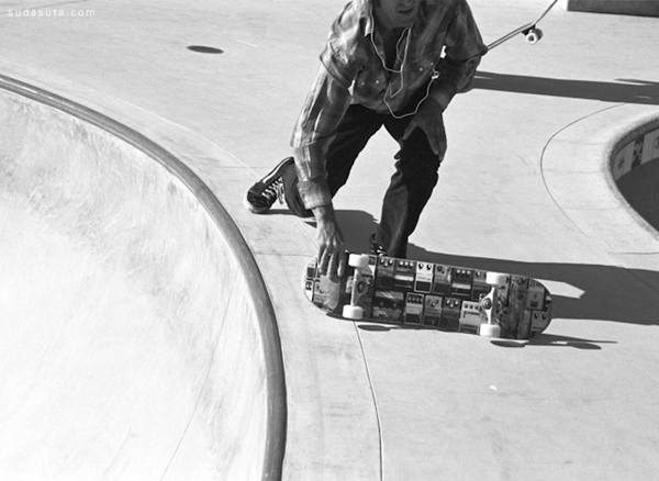 Ashly Stohl 黑白摄影欣赏 运动滑板