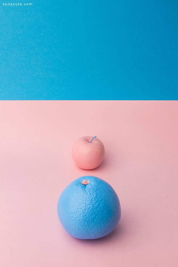 André Britz 实验摄影《彩色的水果》
