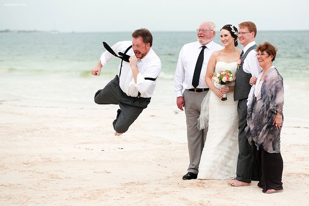 Funniest Wedding Photos (40)