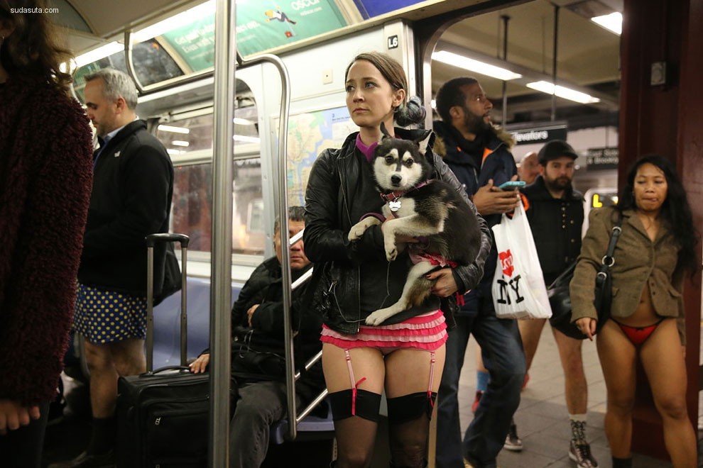 No Pants Subway Ride (12)