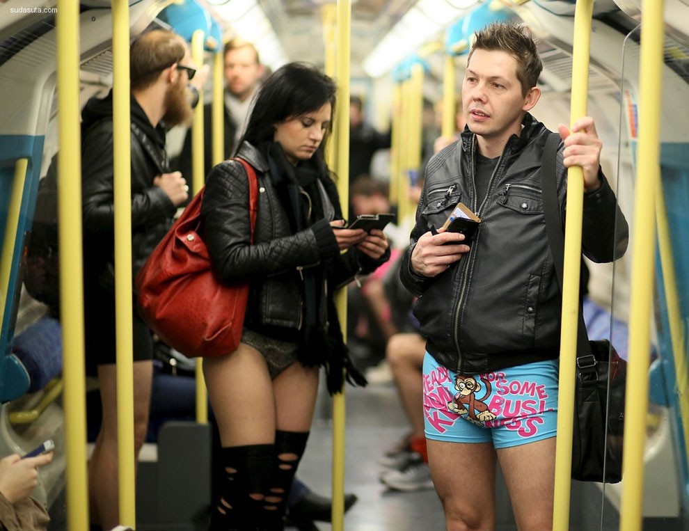 No Pants Subway Ride (28)