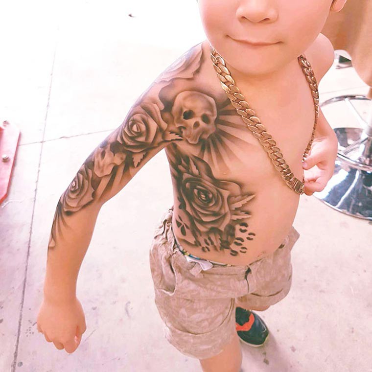 Benjamin-Lloyd-tattoos-on-children-3