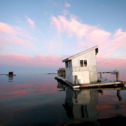Chris Becker 漂浮的房子 城市摄影欣赏